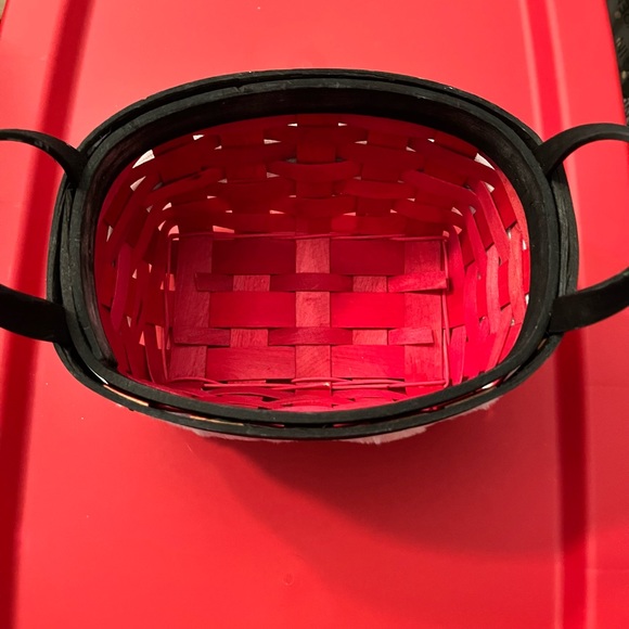 π Christmas Woven Basket π - Picture 4 of 8